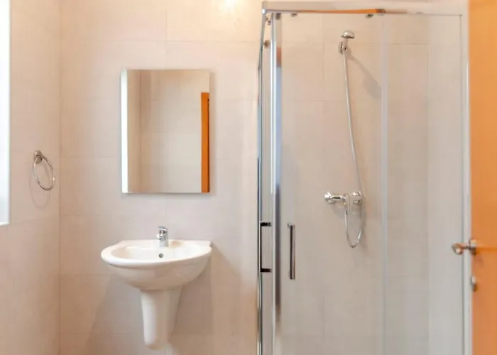 Large Swieqi Apartman *