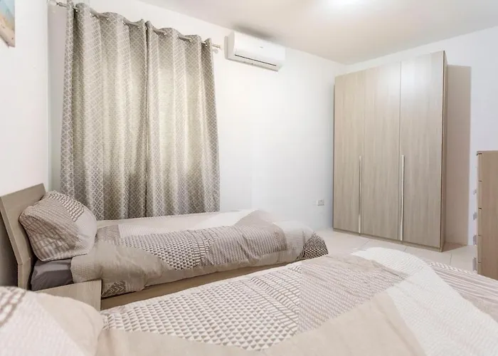 Large Swieqi Apartment